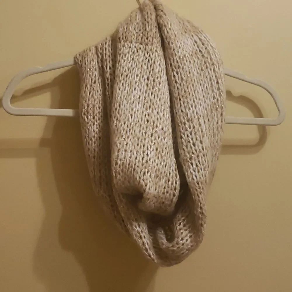 GOLD & Tan Infinity Scarf - Picture 1 of 3